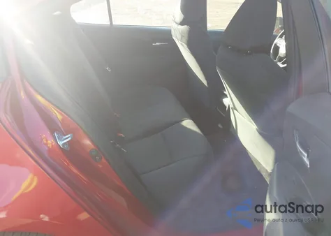 2021 Toyota Corolla Le z USA, uszkodzony, nr VIN 5YFEPMAE0MP204456